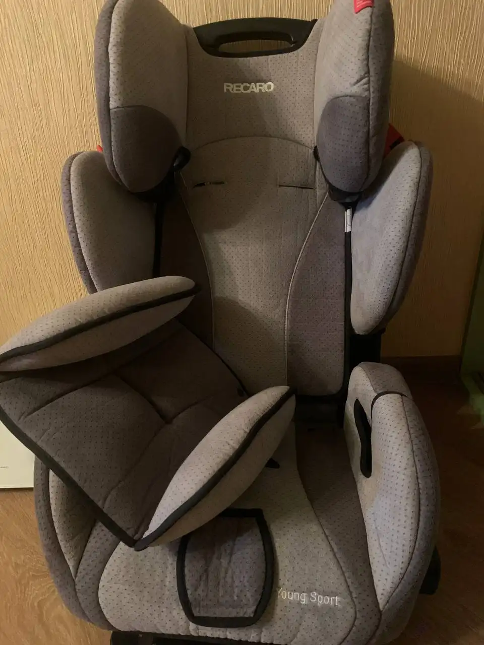 Автокресло Recaro Yung Sport 9-36 кг