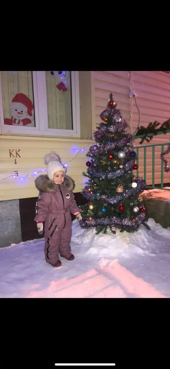 Продам зимний комбез на девочку