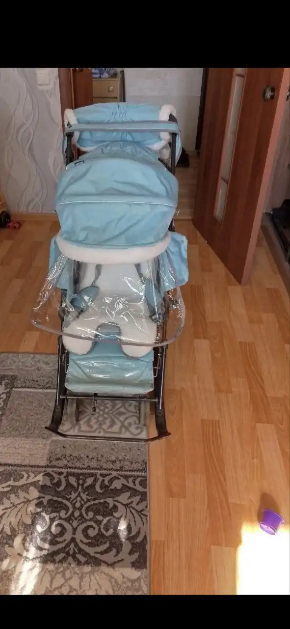 Продам санки коляску в хорошем состоянии