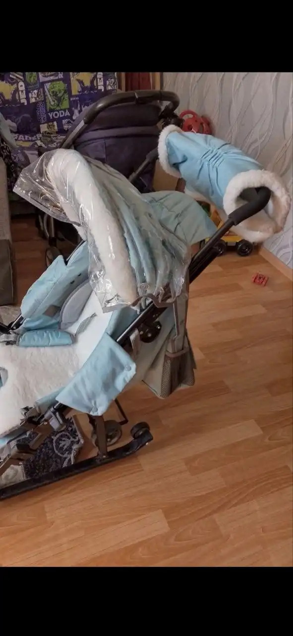 Продам санки коляску в хорошем состоянии