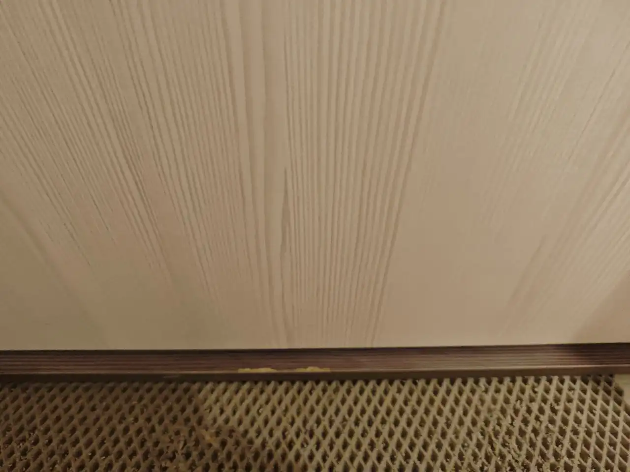 Продам обувницу с дефектами - Мебель (Для дома и дачи) в Балашиха