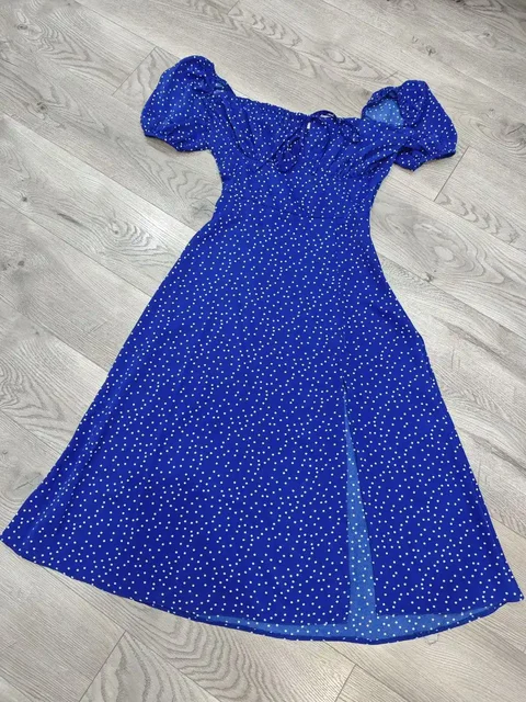 Платье размер XS - Спортивная обувь в Балашиха