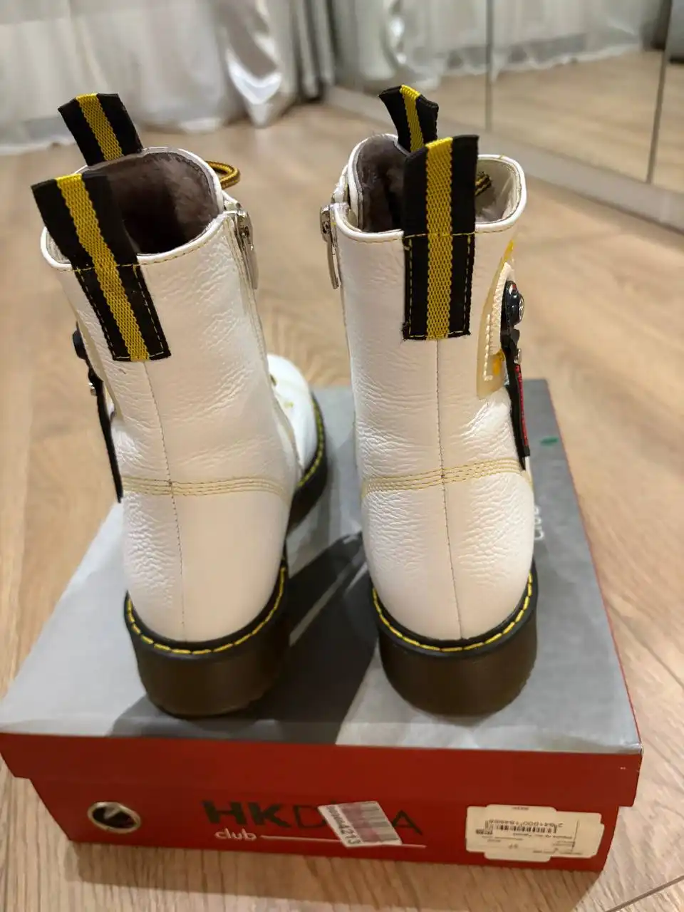 Зимние кожаные ботинки на меху 37 размер - Обувь (Одежда) в Балашиха