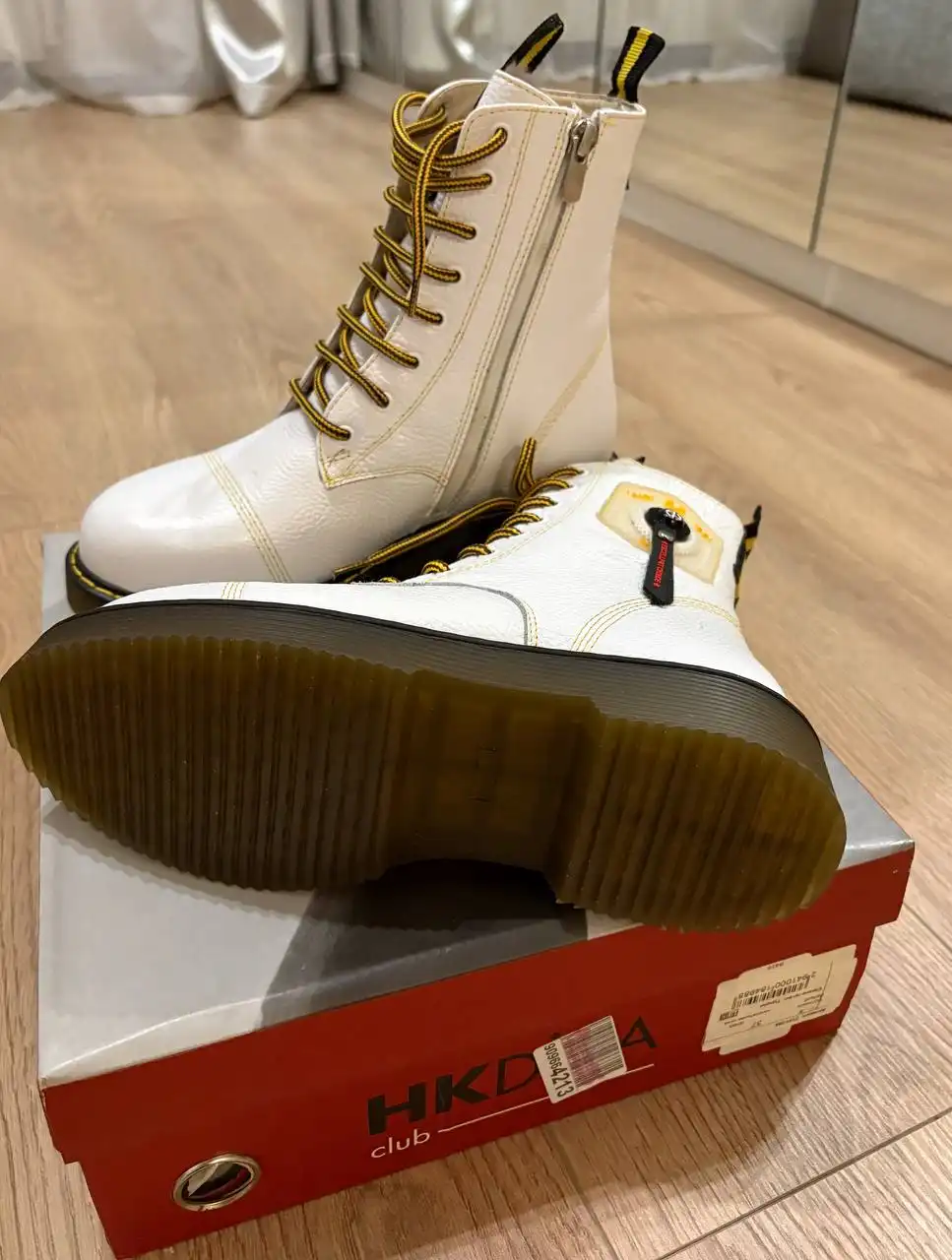 Зимние кожаные ботинки на меху 37 размер - Обувь (Одежда) в Балашиха