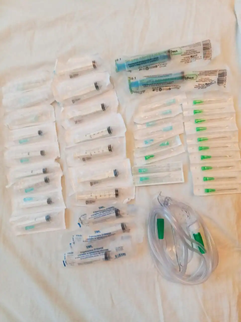 Шприцы, иглы, маска для небулайзера - Медицинские товары (Красота и здоровье) в Балашиха