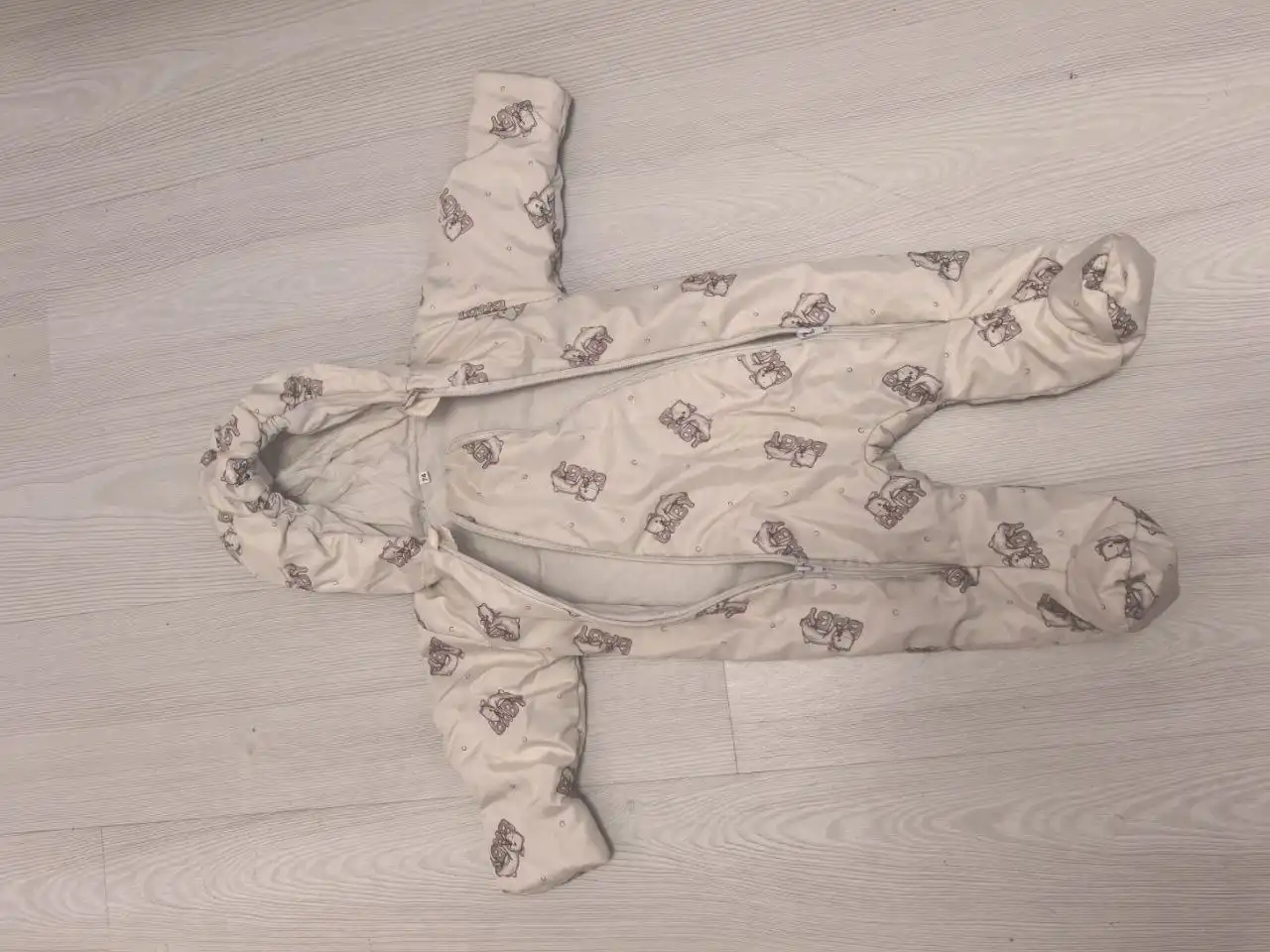 Два детских зимних комбинезона размеры 74 и 80 - Одежда (Товары для детей) в Балашиха