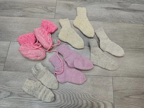 Пинетки и носочки ручной работы для детей - Одежда для детей в Балашиха