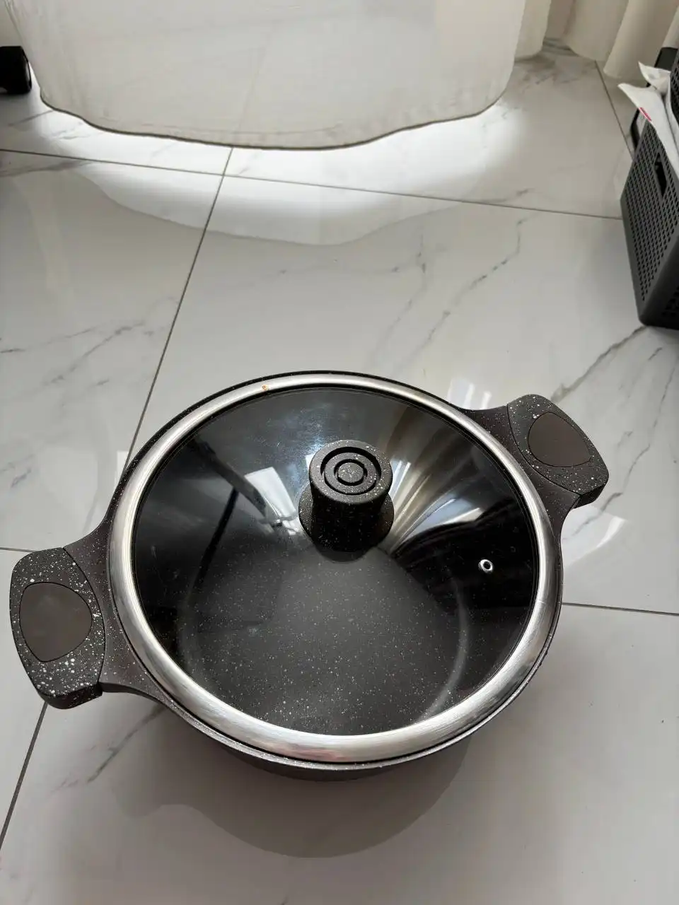 Кастрюля с антипригарным покрытием 28см - Посуда (Для дома и дачи) в Балашиха