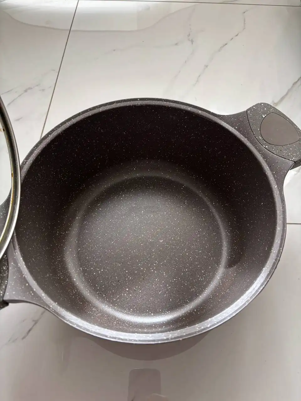 Кастрюля с антипригарным покрытием 28см - Посуда (Для дома и дачи) в Балашиха