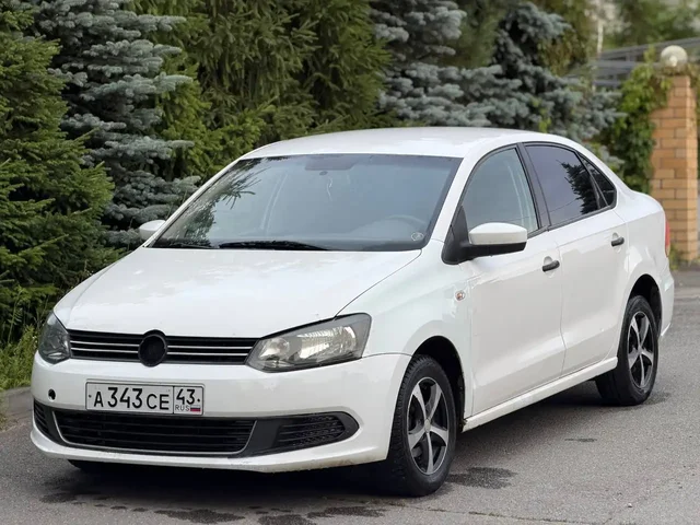 Volkswagen Polo, 2013 - SUV в Казань
