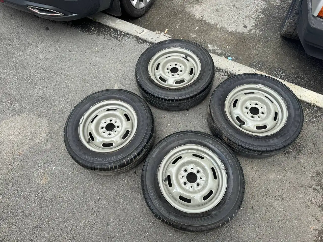 Продам музыку и летнюю резину Yokohama - Шины и диски (Авто) в Екатеринбург