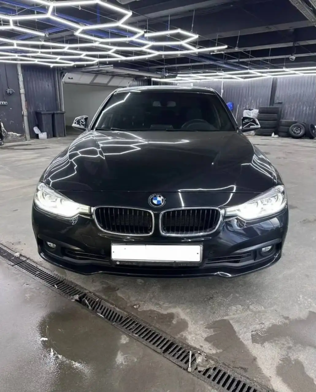 BMW 318i F30 LCI 2016 - Легковые автомобили (Авто) в Екатеринбург