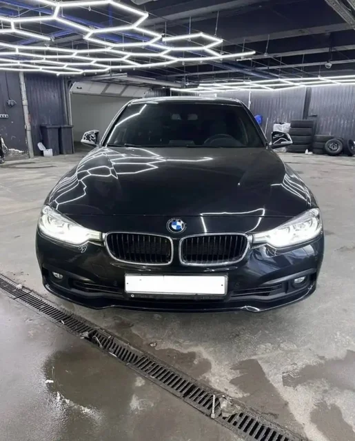 BMW 318i F30 LCI 2016 - частное объявление в Екатеринбург