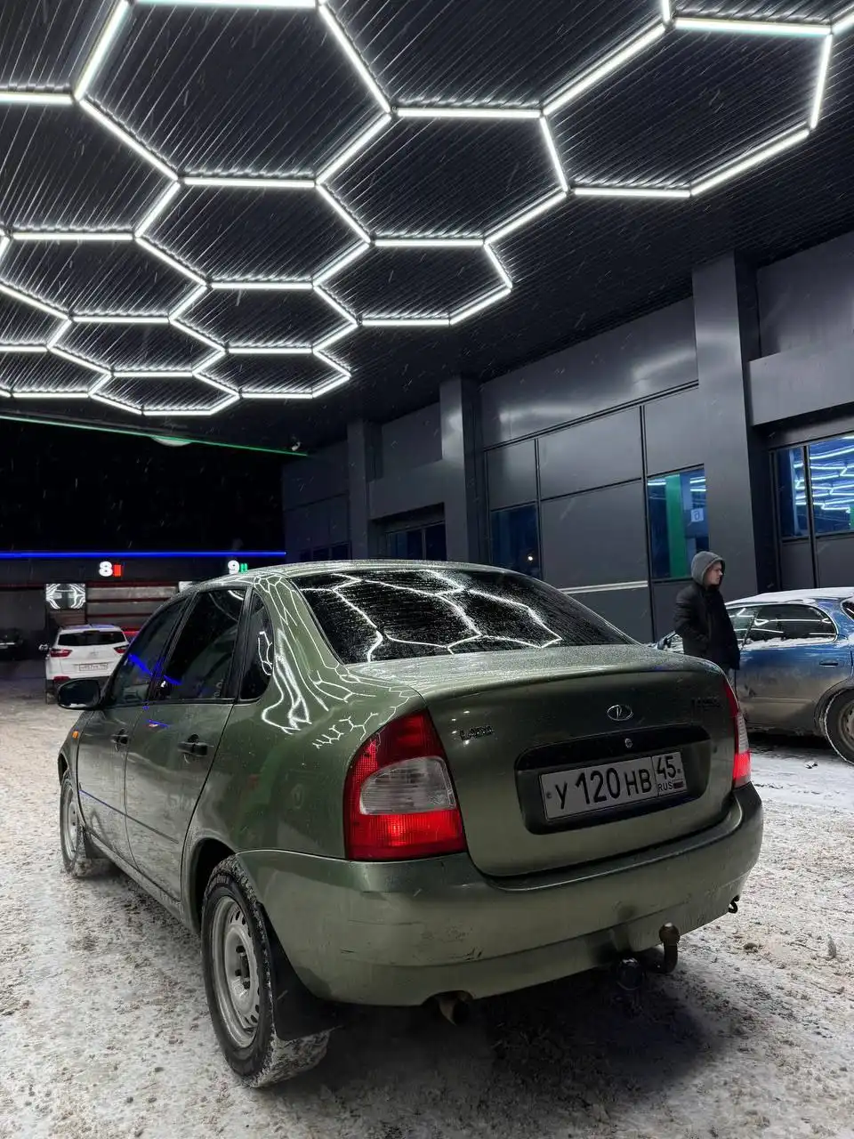 Продажа автомобилей ВАЗ Калина 2008 и ВАЗ 2105 2010