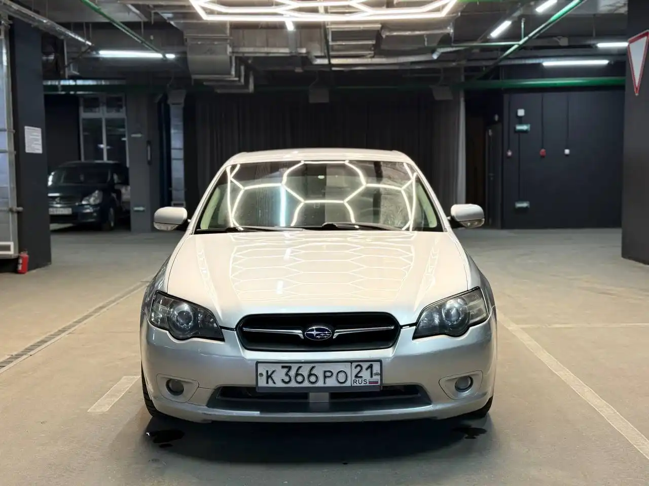 Subaru Legacy 2004 года в отличном состоянии