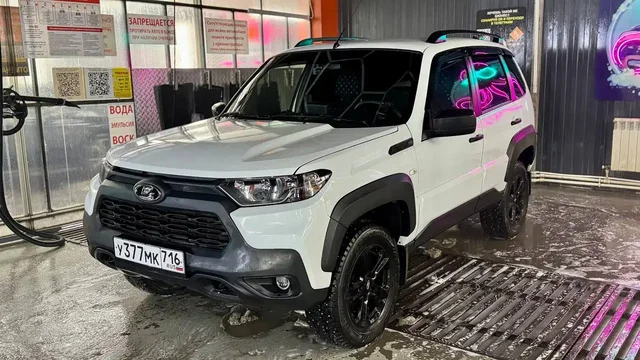 Продается Niva Travel 2024 года - Госномера в Казань