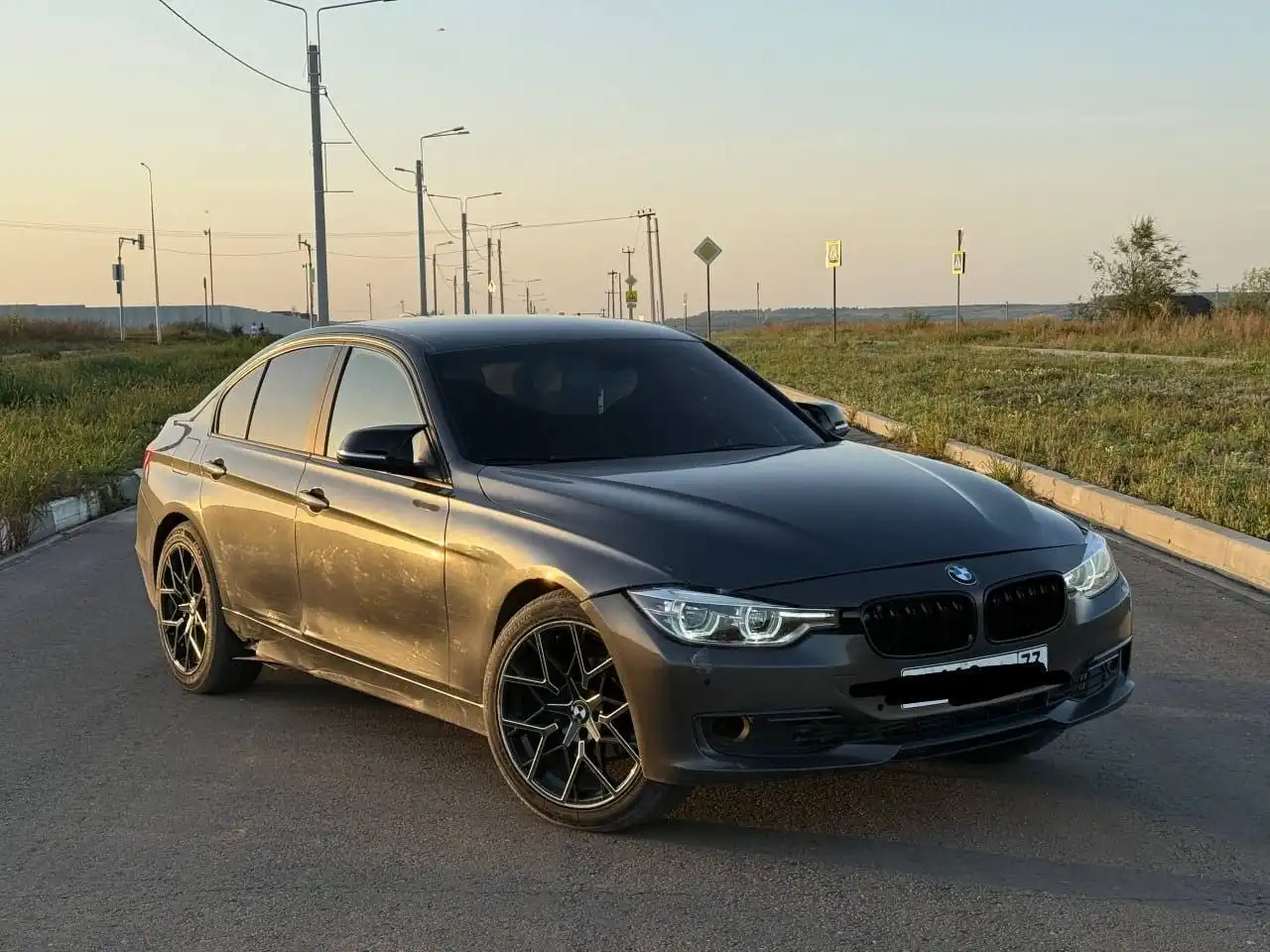 BMW 320 2014 года с автоматом, бензин 1.6 - Авто в Оренбург