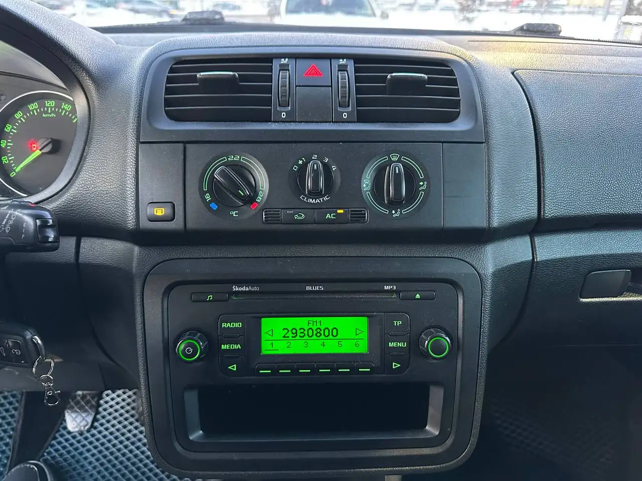 Skoda Fabia 2010 - Авто в Казань