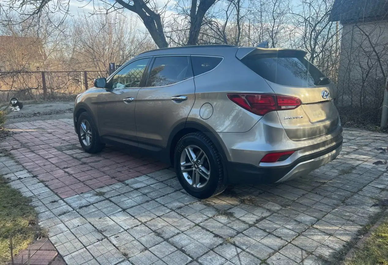 Продажа Hyundai Santa FE 2017 года - Внедорожники (Авто) в Екатеринбург
