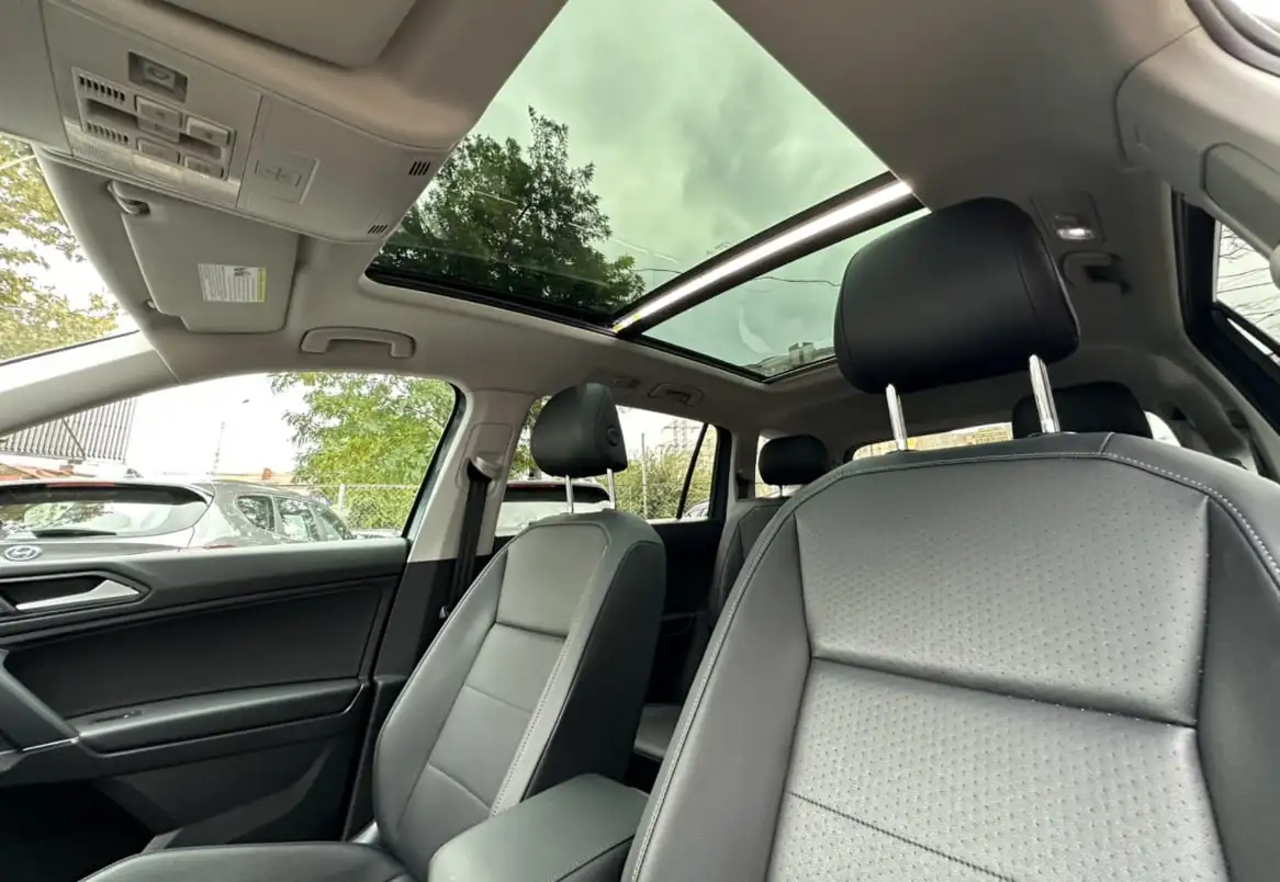 Volkswagen Tiguan 2019 SEL Premium - Внедорожник/Кроссовер (Авто) в Екатеринбург