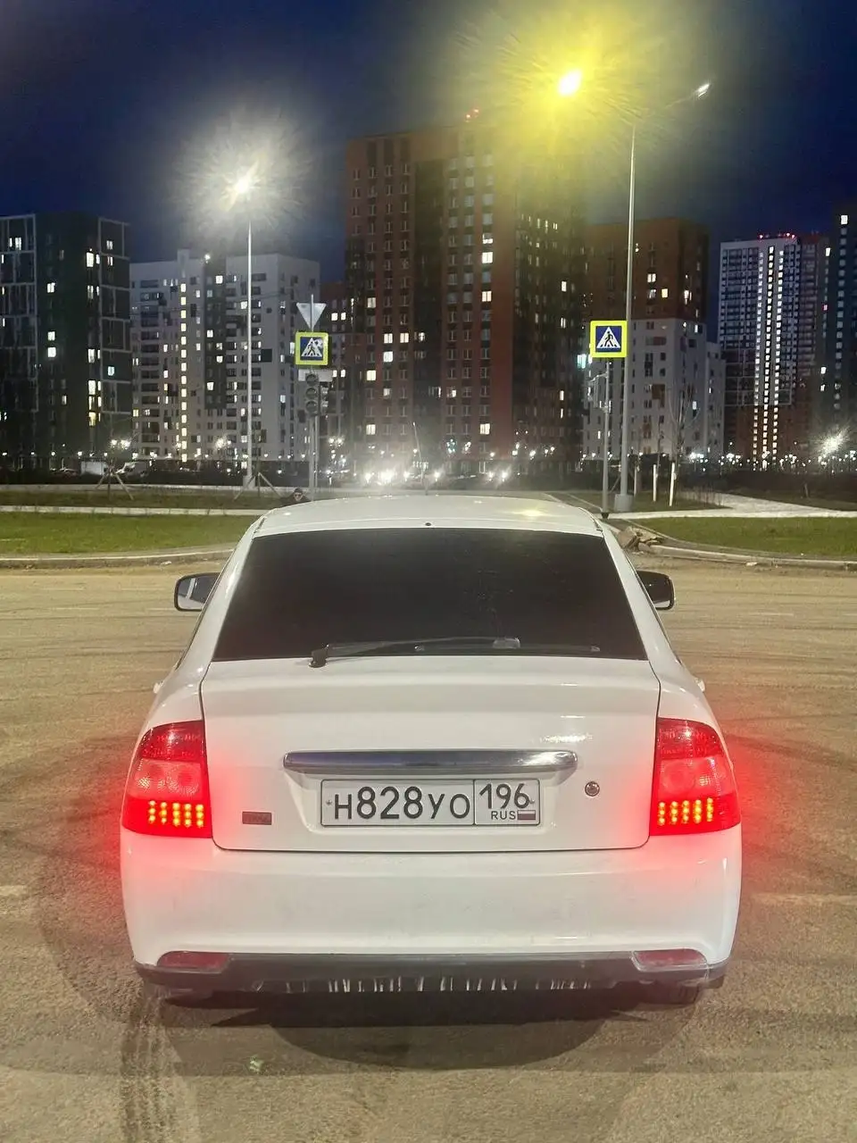 Продажа Приора 2012 - Легковые автомобили (Авто) в Екатеринбург