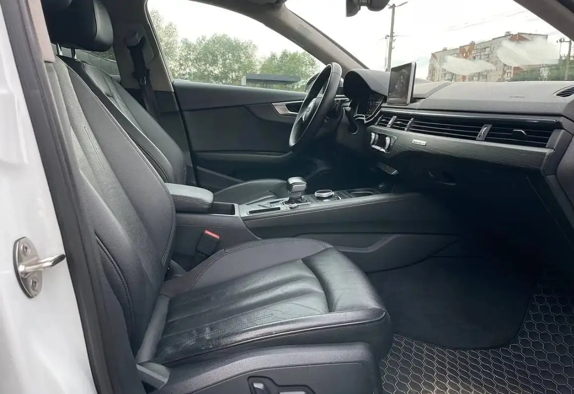 Audi A4 B9 Quattro 2.0 TFSI 2017 - Авто в Екатеринбург