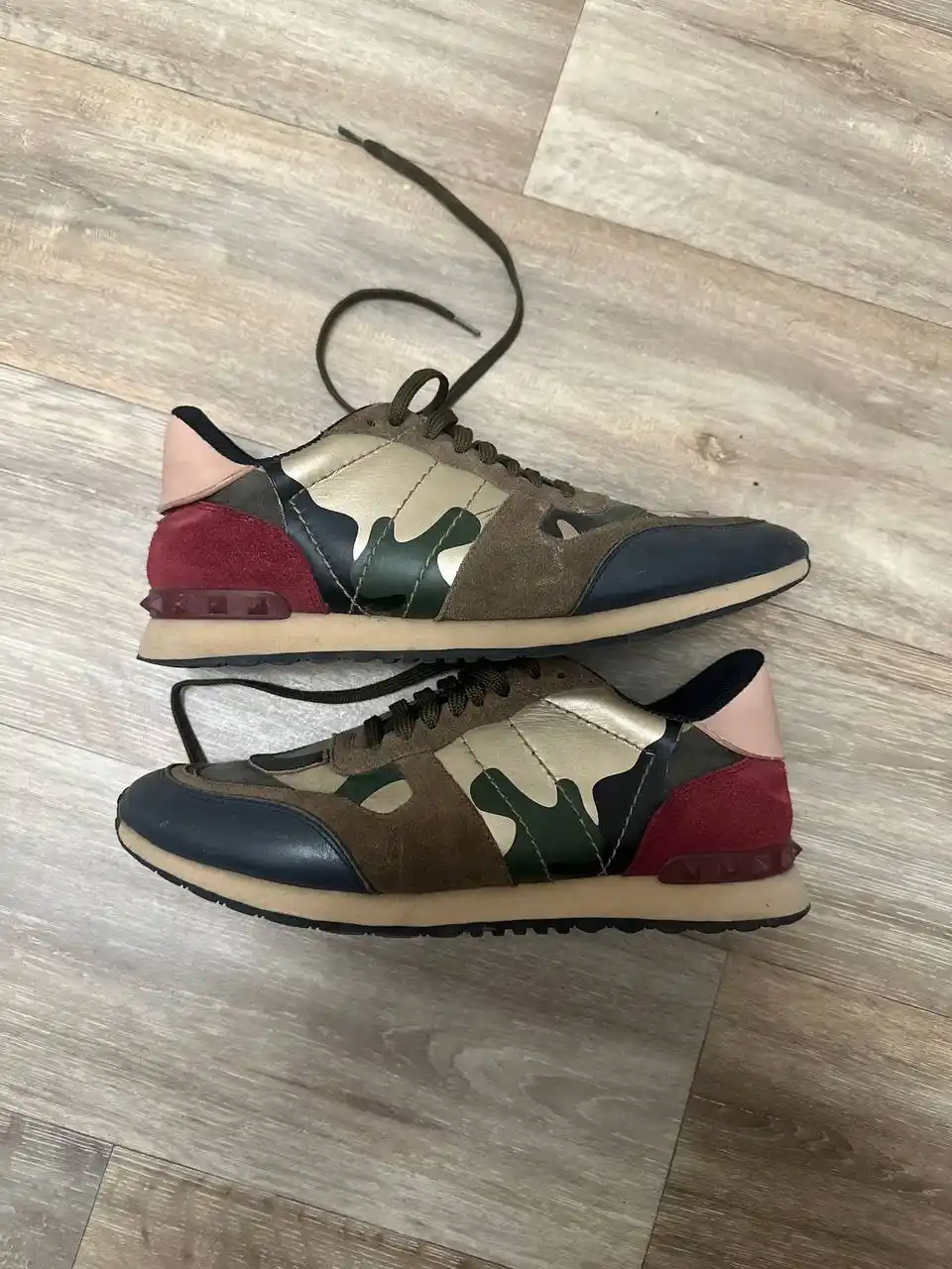 Кроссовки Valentino камуфляжные 41 размер