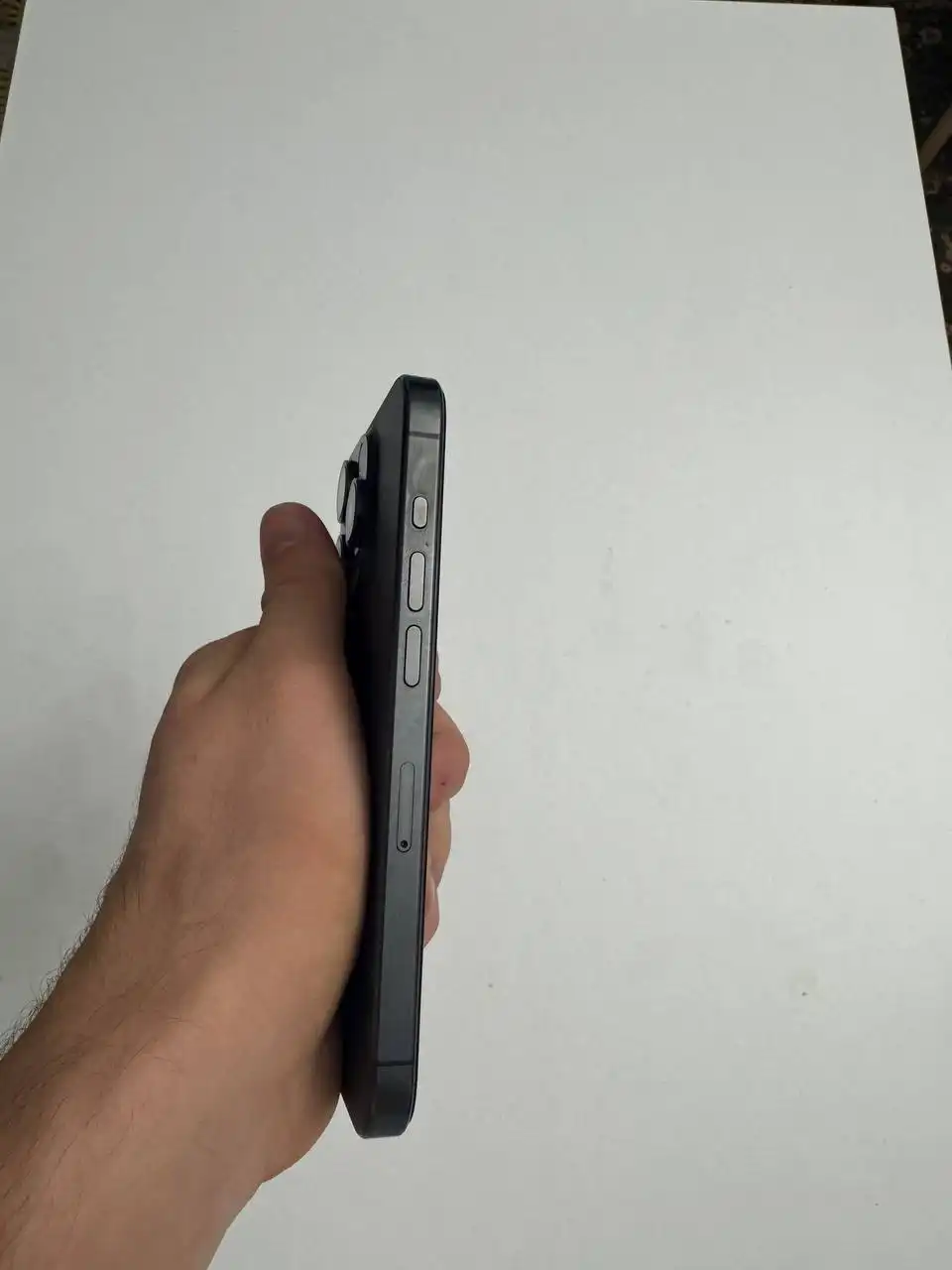 iPhone 15 Pro 128 ГБ в идеальном состоянии