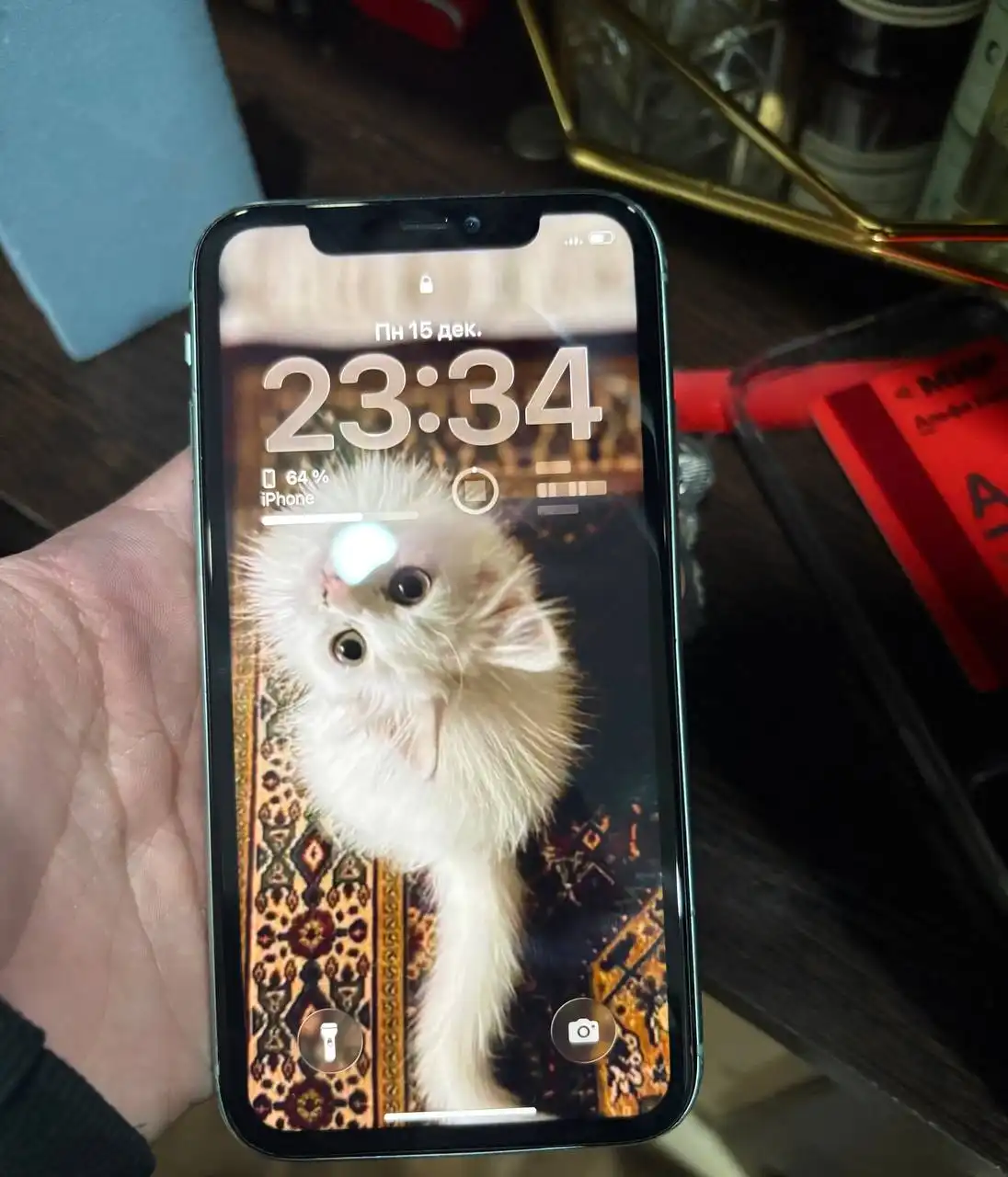 Айфон 11 64 ГБ с заменой АКБ и экрана