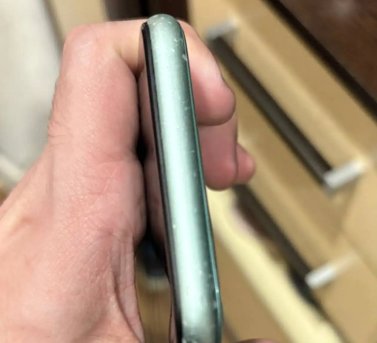 Айфон 11 64 ГБ с заменой АКБ и экрана