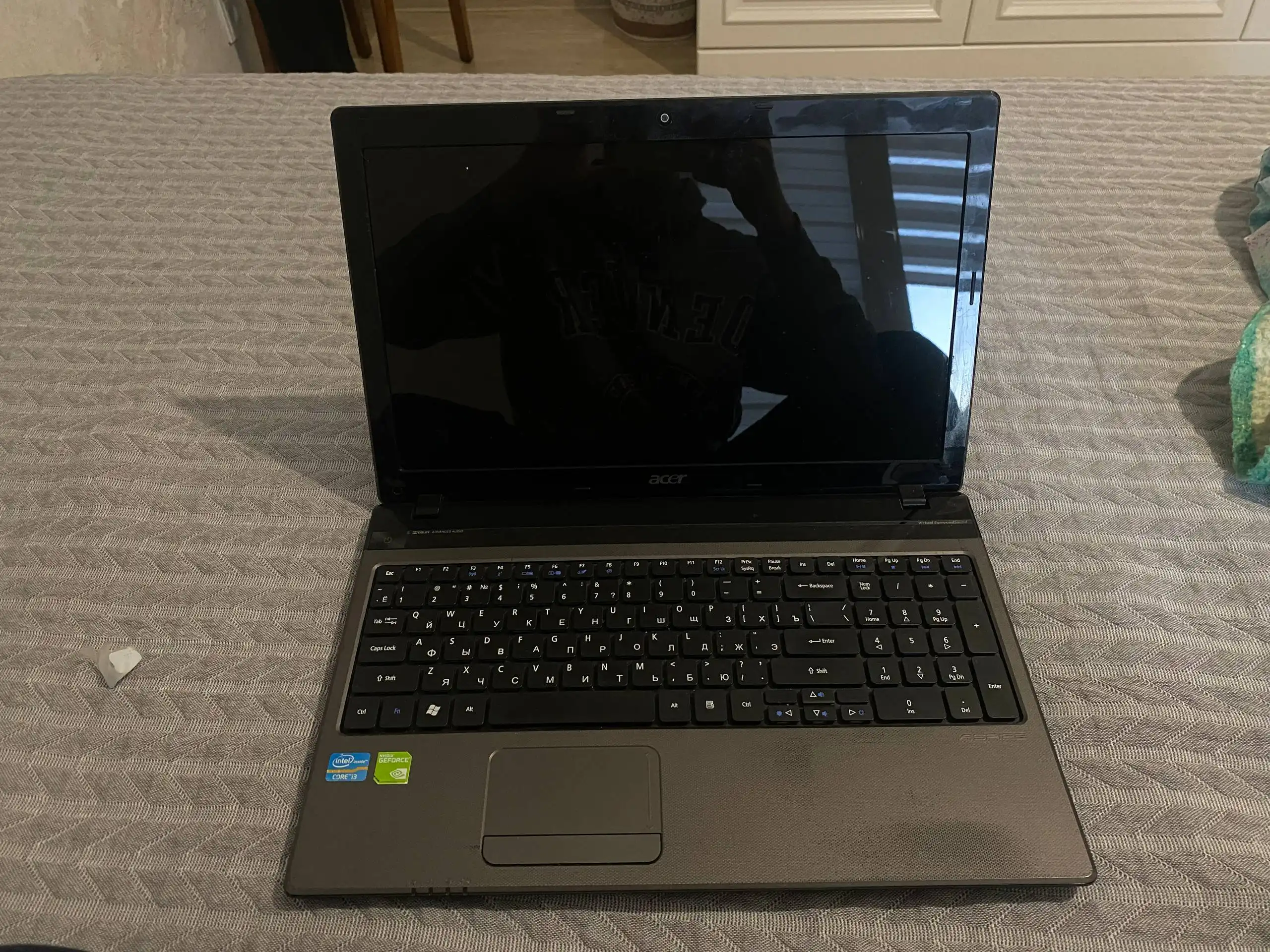 Ноутбук Acer 5750 G с трещиной и периферией