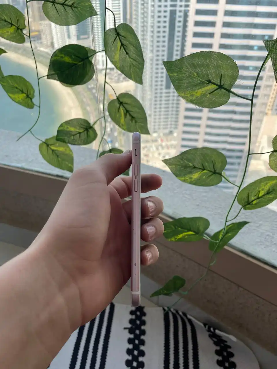 iPhone 6s для звонков или как второй телефон - Смартфоны (Электроника) в Махачкала