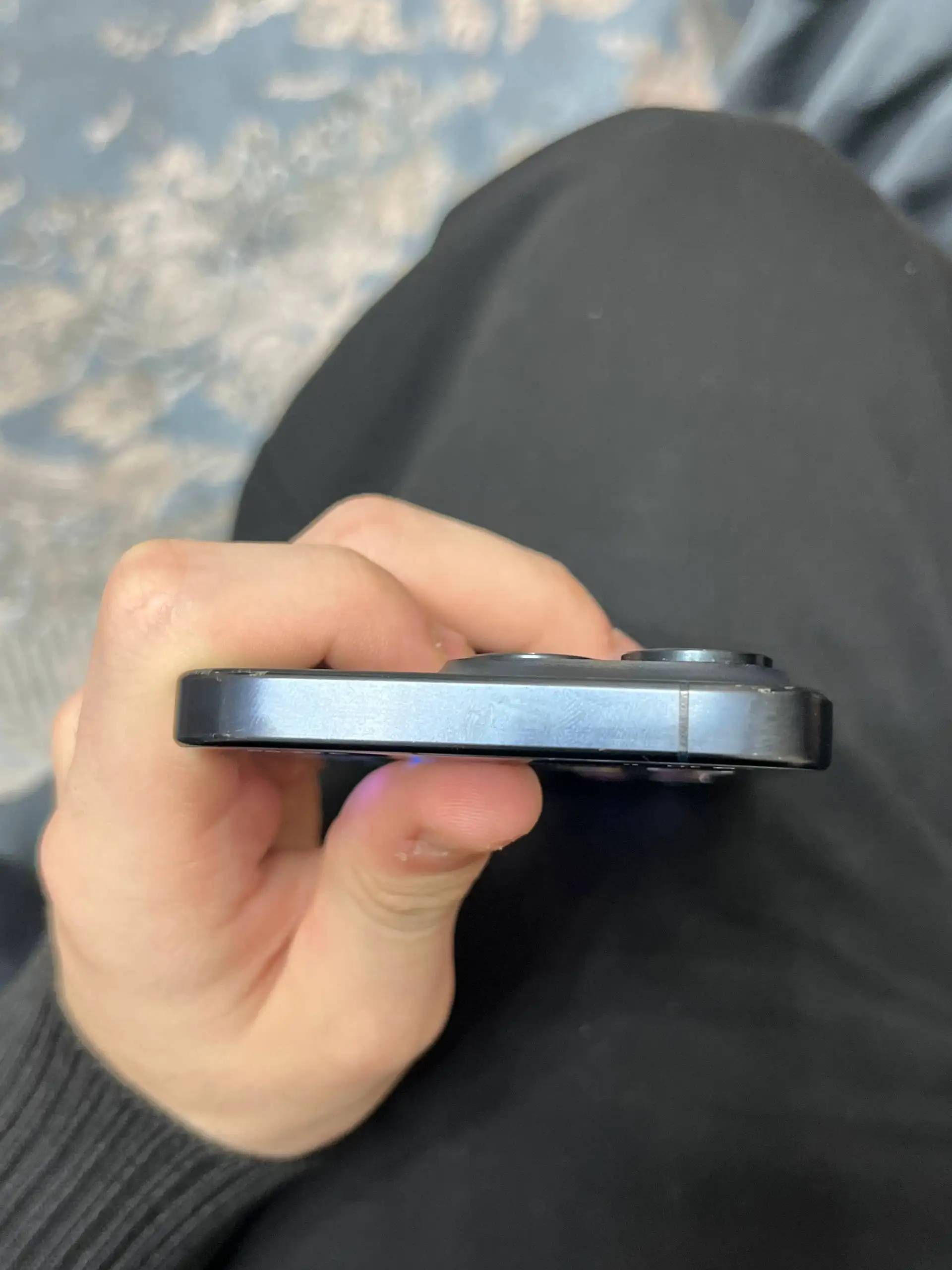 Продам iPhone 15 Pro 256 ГБ в хорошем состоянии - Смартфоны (Электроника) в Махачкала