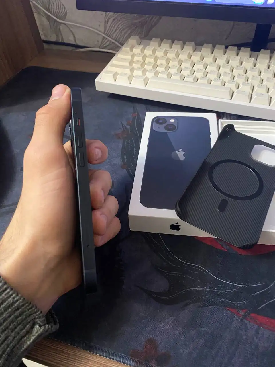 IPhone 13 128gb в идеальном состоянии - Смартфоны (Электроника) в Махачкала