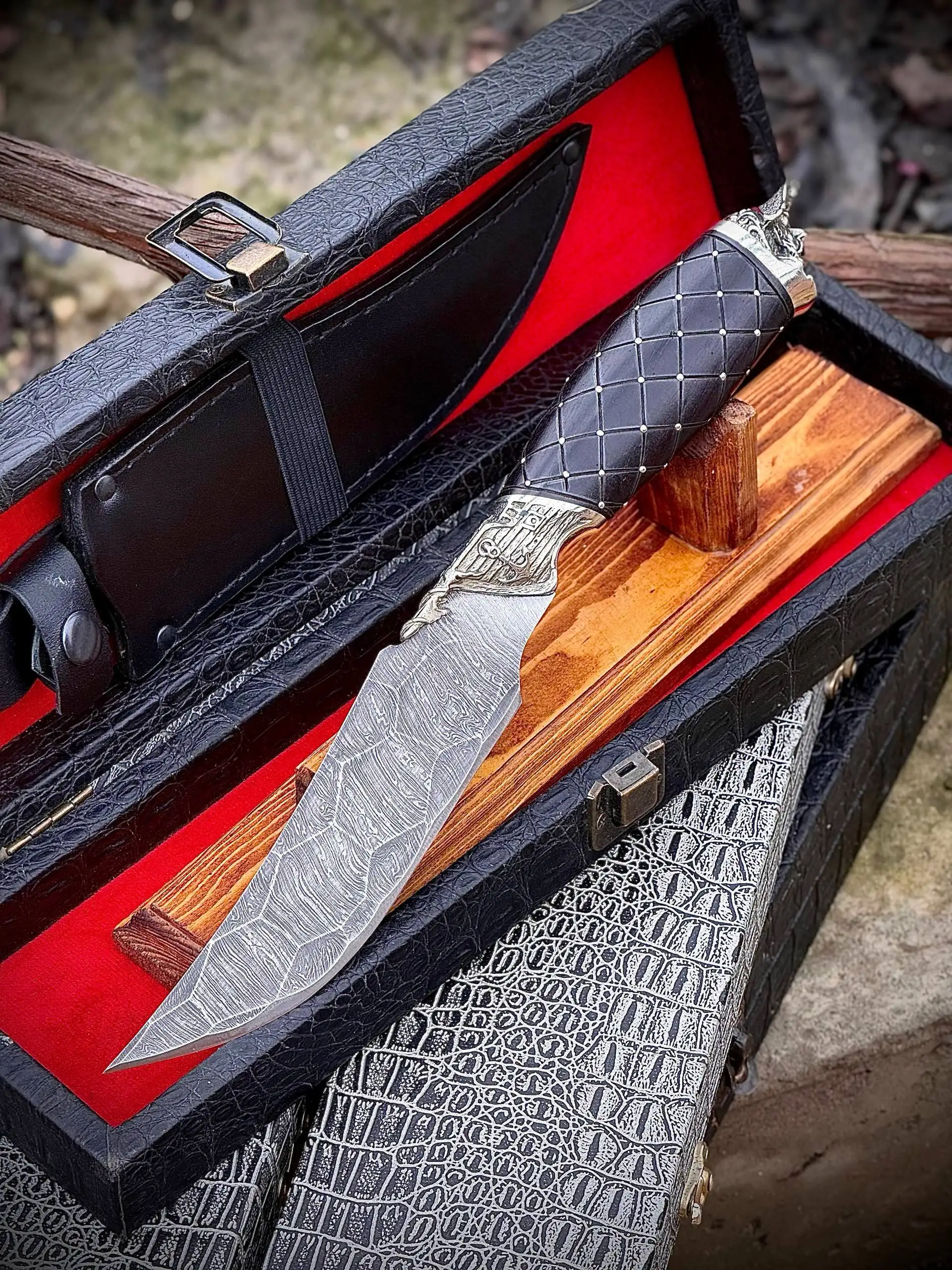 Нож Пират из дамасской стали с грабовой рукоятью - Ножи/Коллекционные предметы (Хобби и отдых) в Кизляр