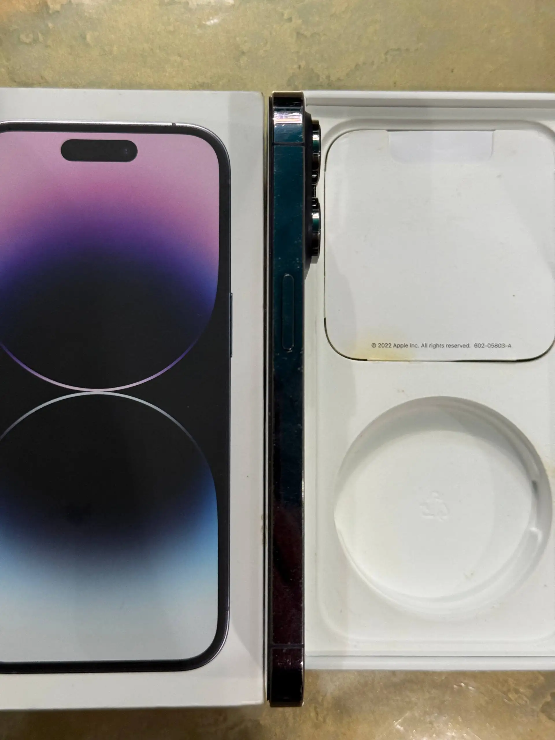 Продам iPhone 14 Pro 128 ГБ в хорошем состоянии - Смартфоны и телефоны (Электроника) в Махачкала