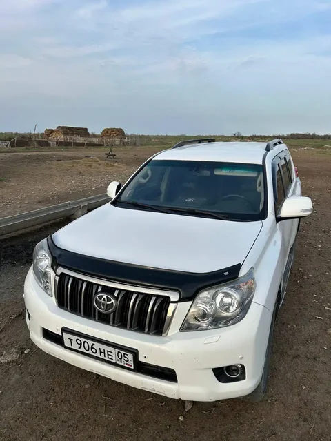 Продажа Toyota Land Cruiser Prado 4.0 AT 2010 года - Кроссовер в Махачкала