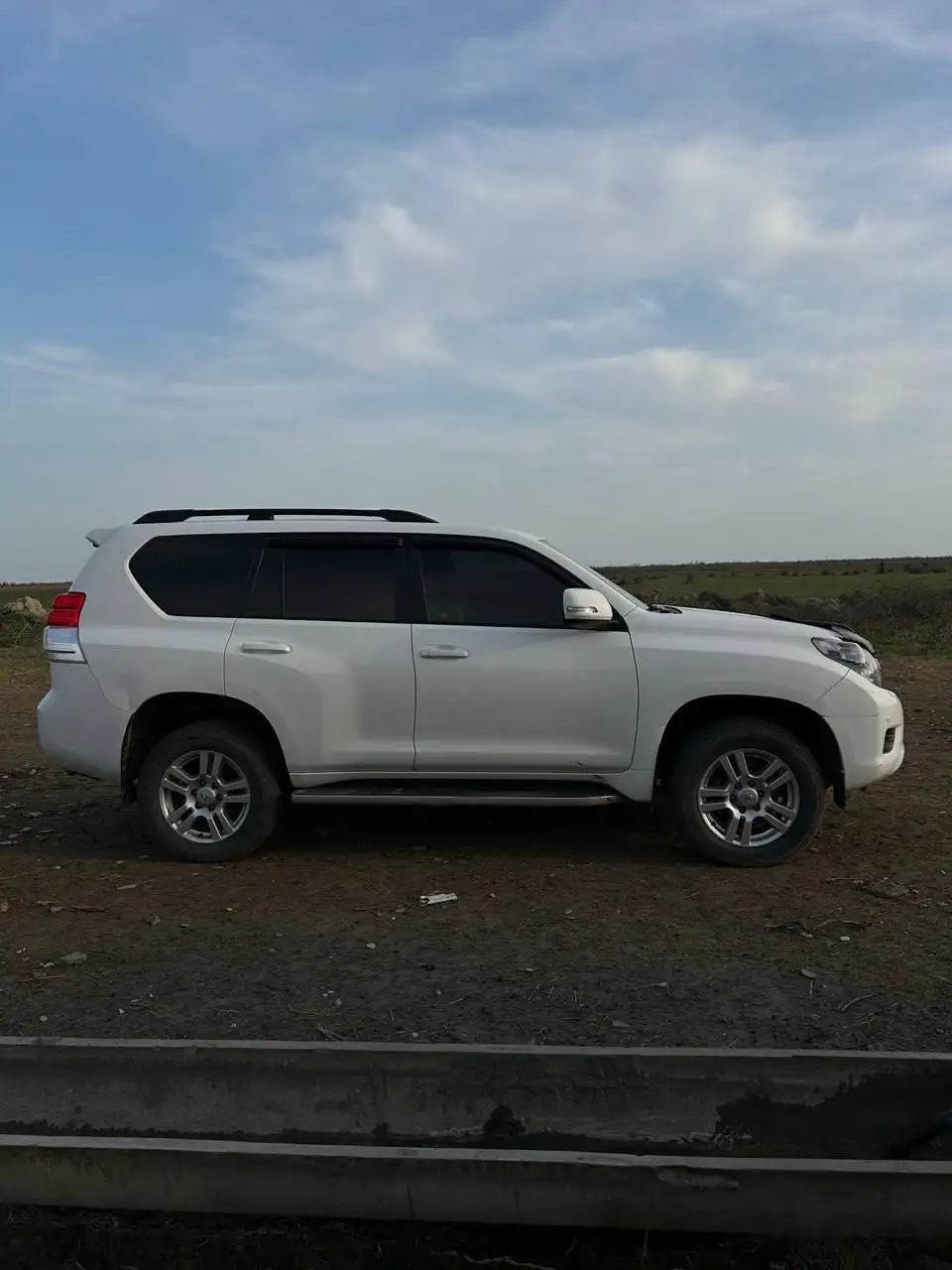 Продажа Toyota Land Cruiser Prado 4.0 AT 2010 года - Внедорожники (Авто) в Махачкала