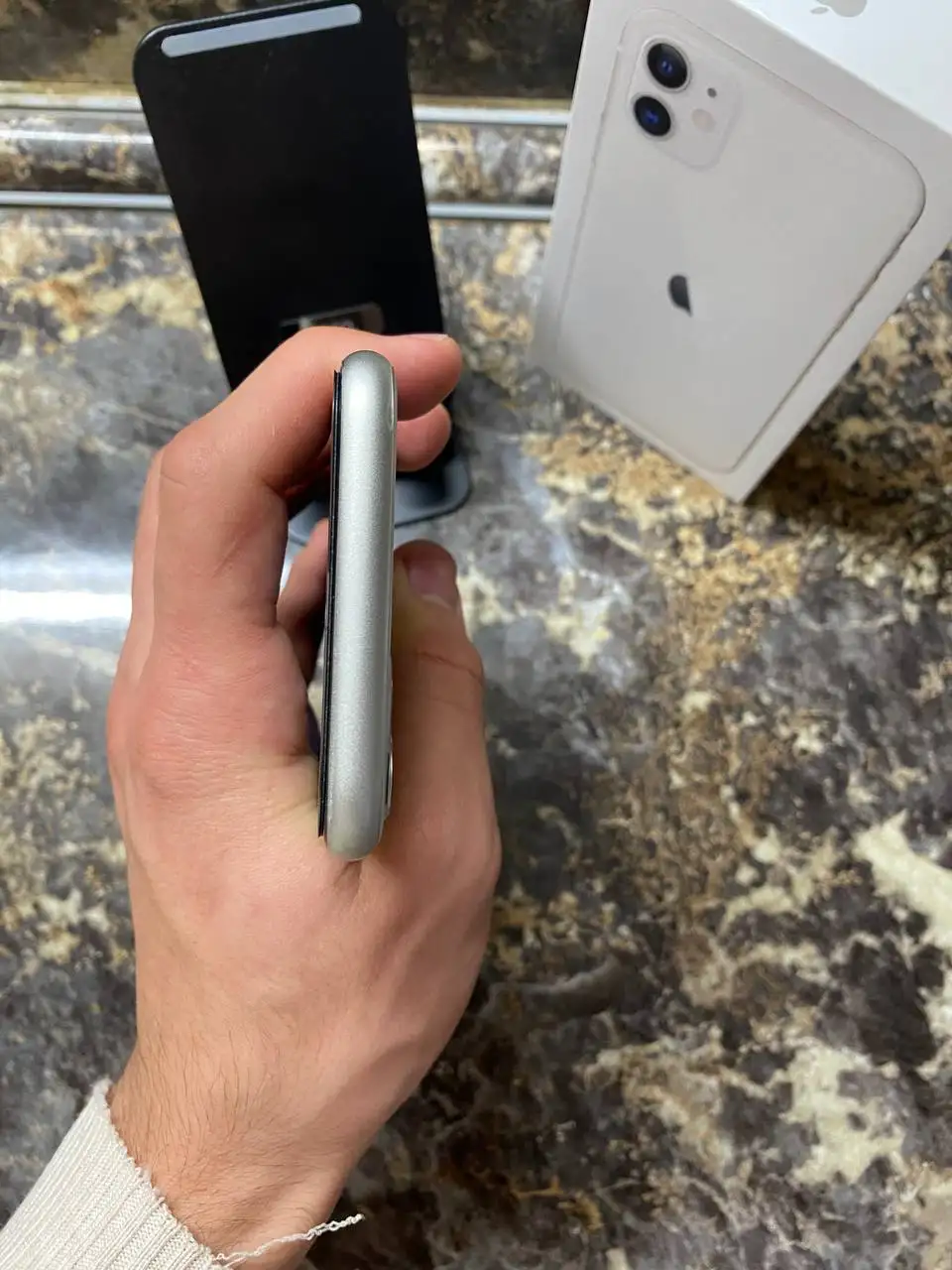 IPhone 11 128gb в идеальном состоянии - Смартфоны (Электроника) в Махачкала