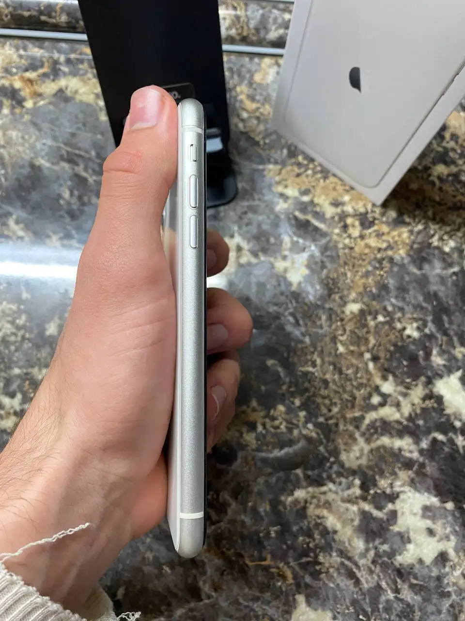 IPhone 11 128gb в идеальном состоянии - Смартфоны (Электроника) в Махачкала