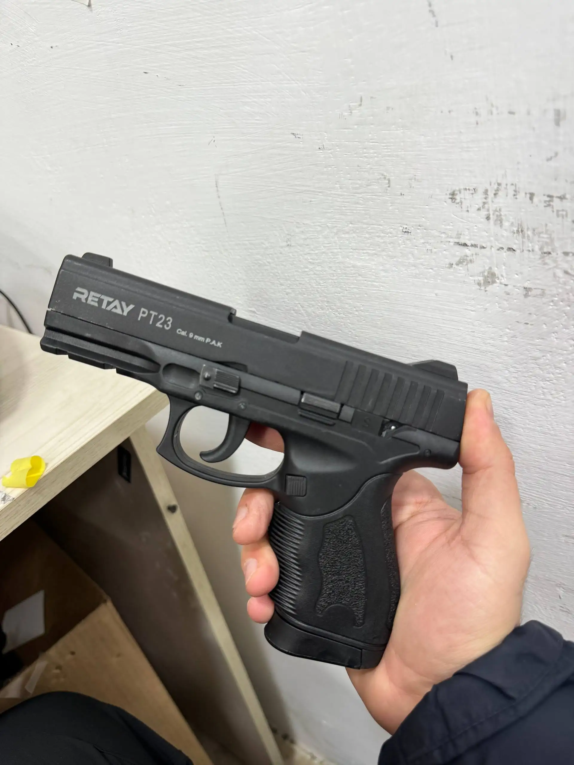 Охолощенный ПТ-23 с неисправным переключателем автоогня - Оружие и аксессуары (Барахолка) в Хасавюрт