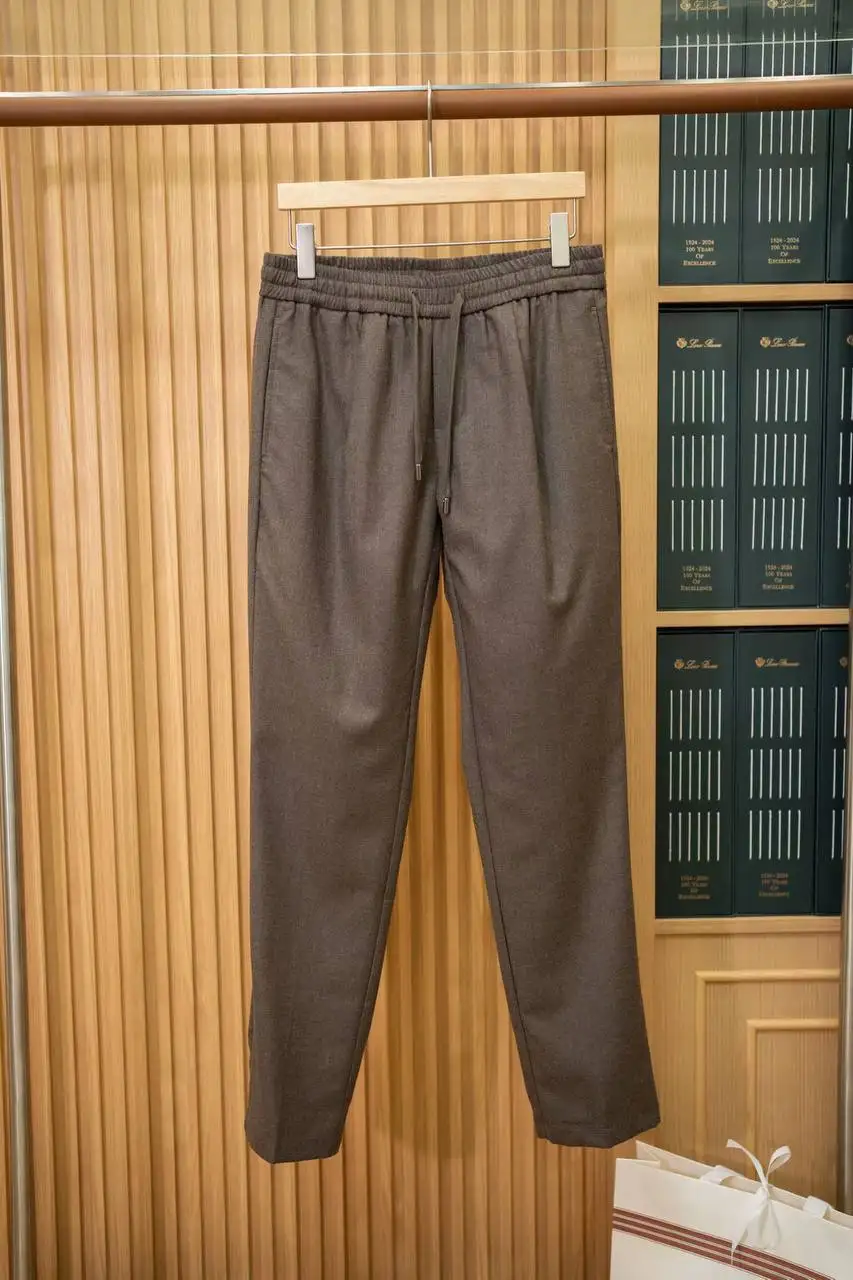 Брюки Loro Piana из натуральной шерсти - Брюки (Одежда) в Махачкала