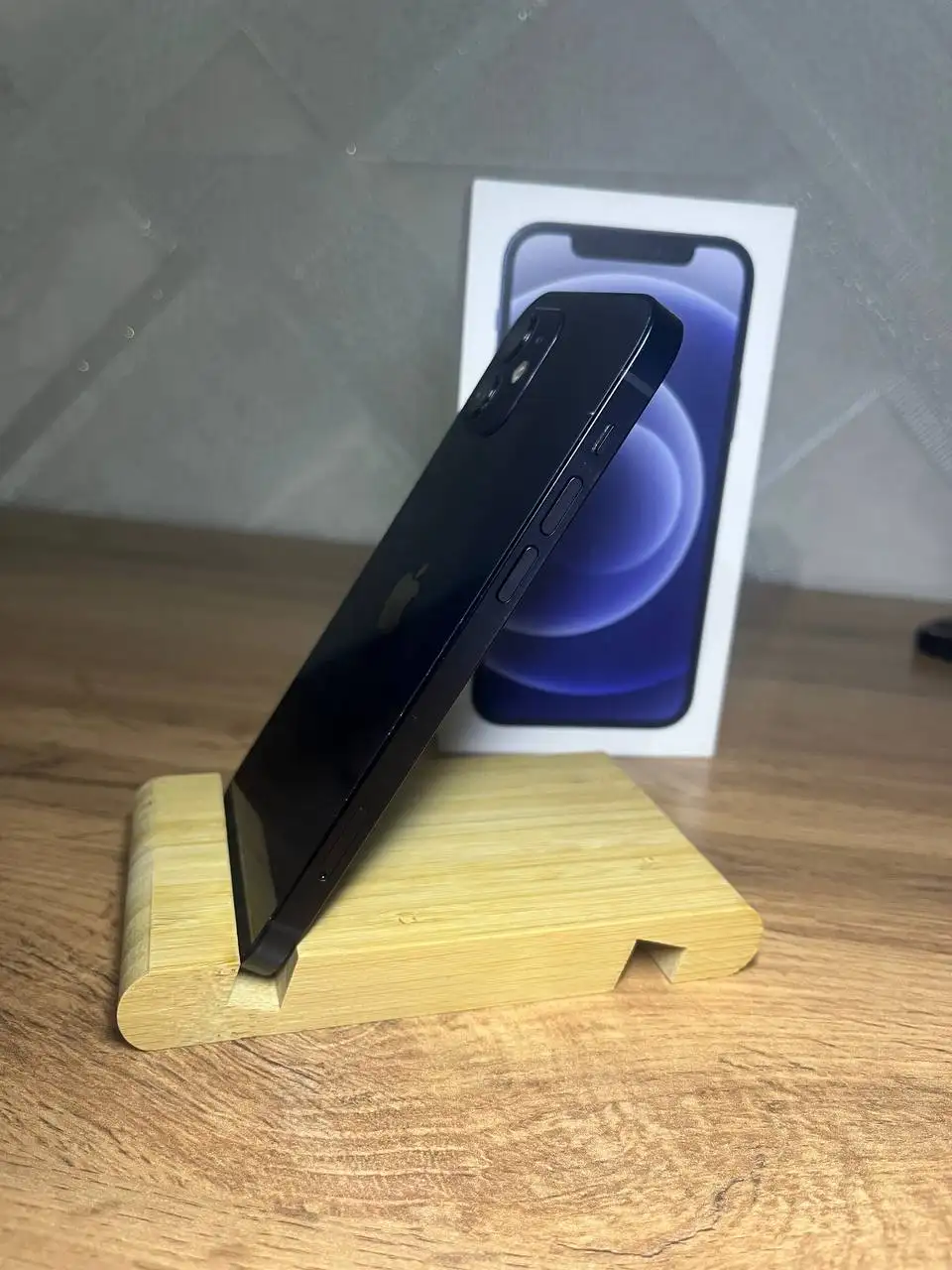 Продам iPhone 12 128GB черный - Смартфоны (Электроника) в Мах