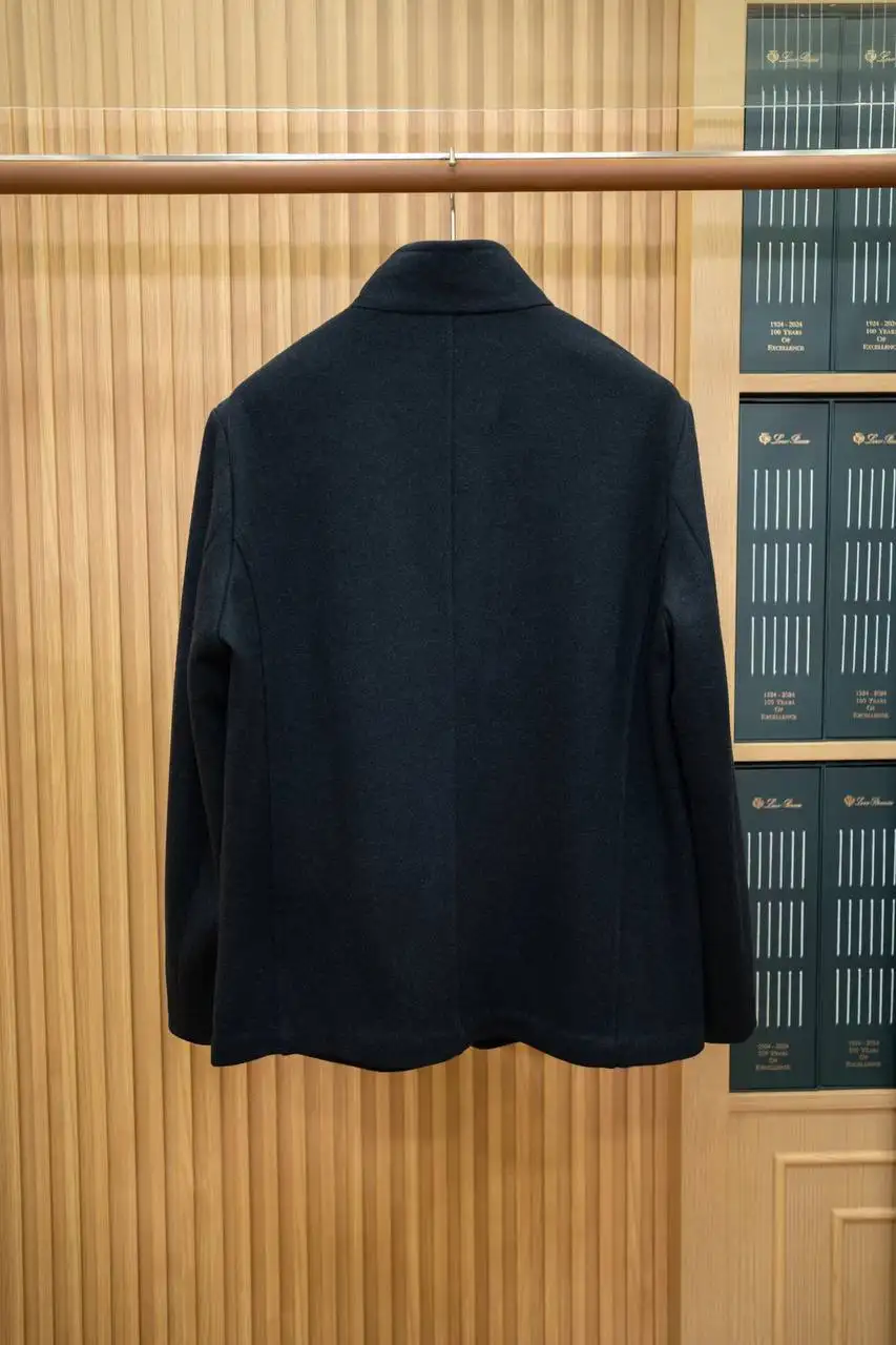 Пальто-пиджак Loro Piana из кашемира - Верхняя одежда (Одежда) в Махачкала