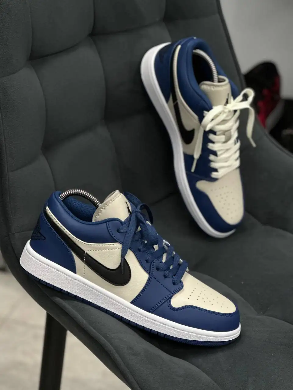 Nike Jordan в новой расцветке - Обувь (Одежда) в Махачкала