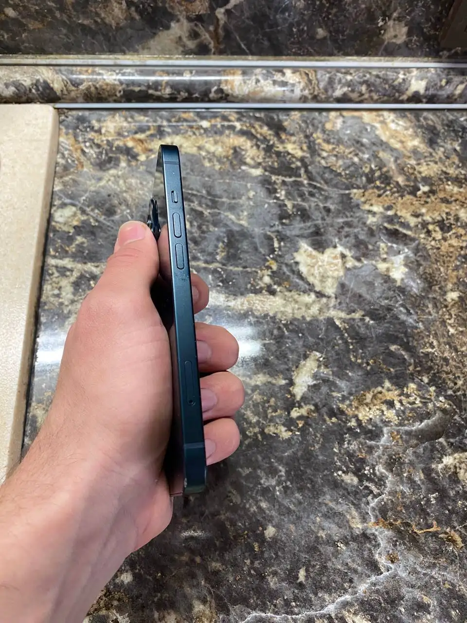 Айфон 13 128гб 78% аккумулятора не вскрытый - Смартфоны (Электроника) в Махачкала