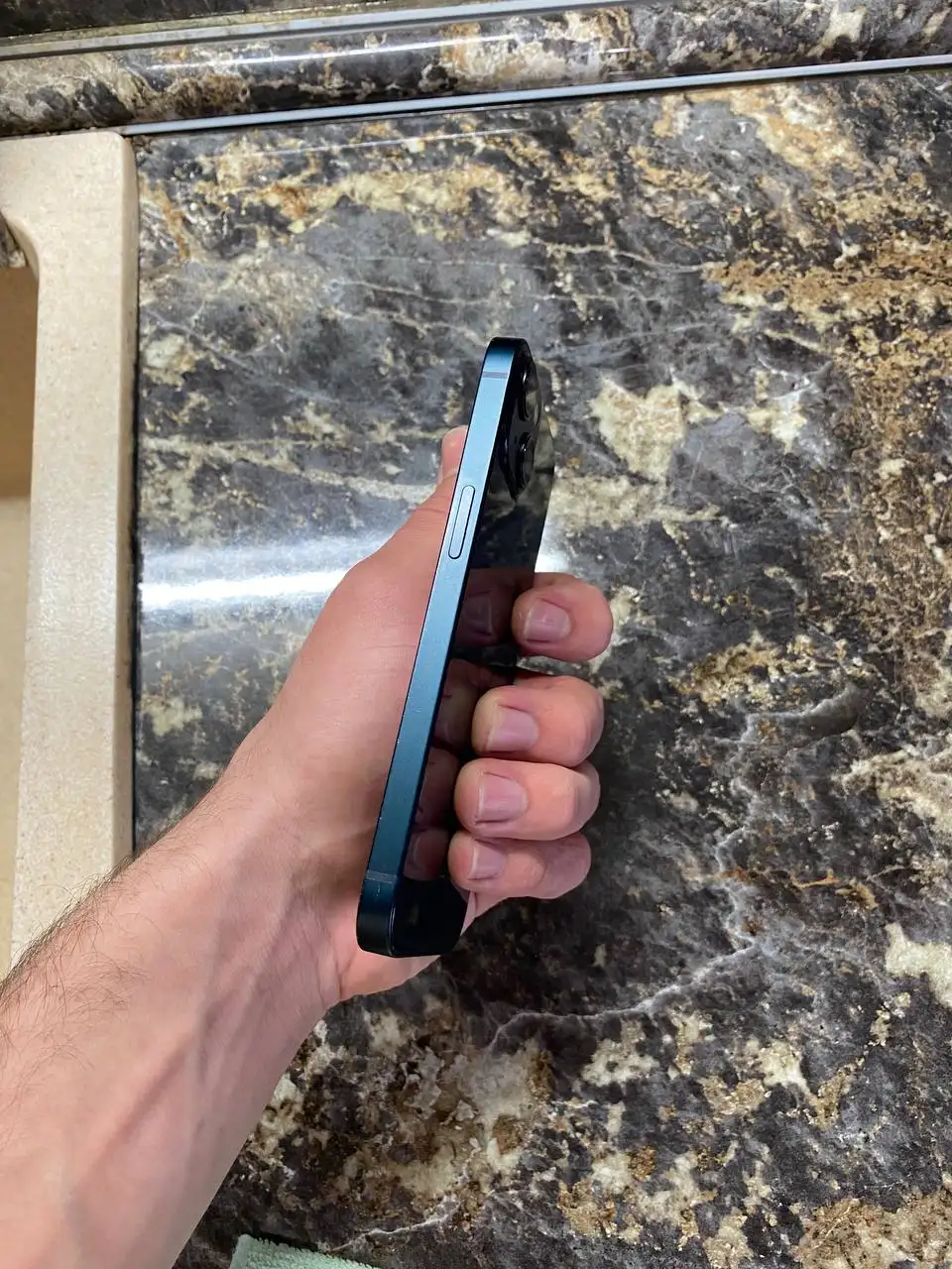 Айфон 13 128гб 78% аккумулятора не вскрытый - Смартфоны (Электроника) в Махачкала