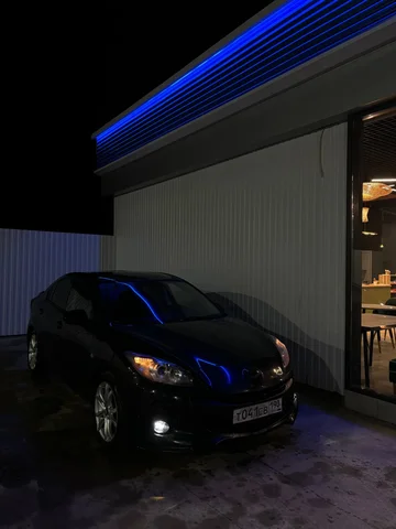 Продажа Мазда 3 2011 года - Микроавтобусы в Махачкала