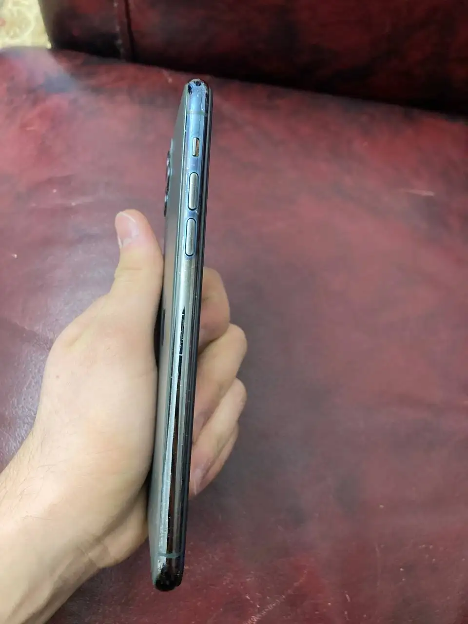 iPhone 11 Pro Max 256GB с замененным экраном и аккумулятором - Смартфоны и телефоны (Электроника) в Махачкала