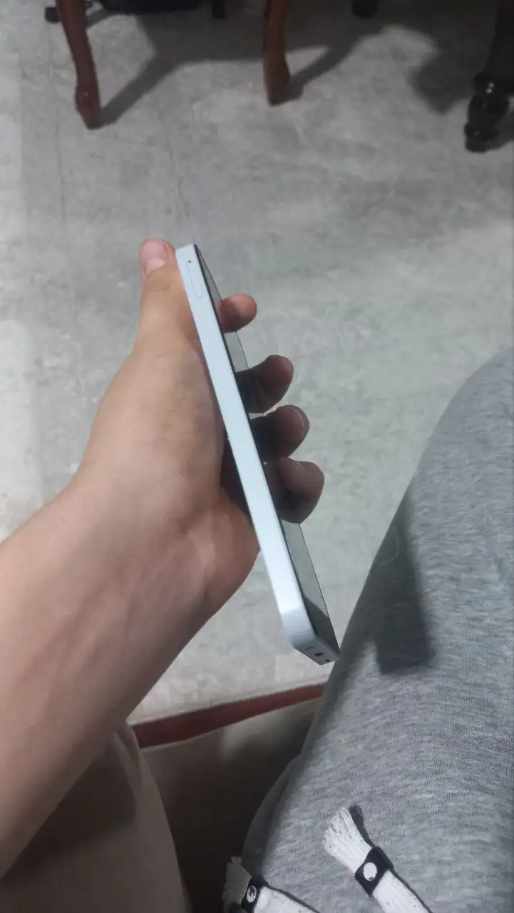 Samsung Galaxy A15 с мелкими дефектами экрана - Компьютерные комплектующие в Махачкала